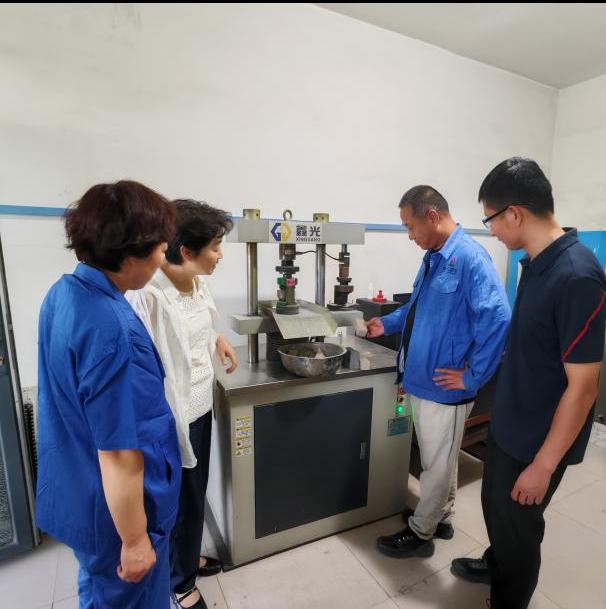 深化產(chǎn)教融合，共促行業(yè)發(fā)展 材料系耐火科技特派團(tuán)入企調(diào)研與新材料技術(shù)推廣紀(jì)實(shí)